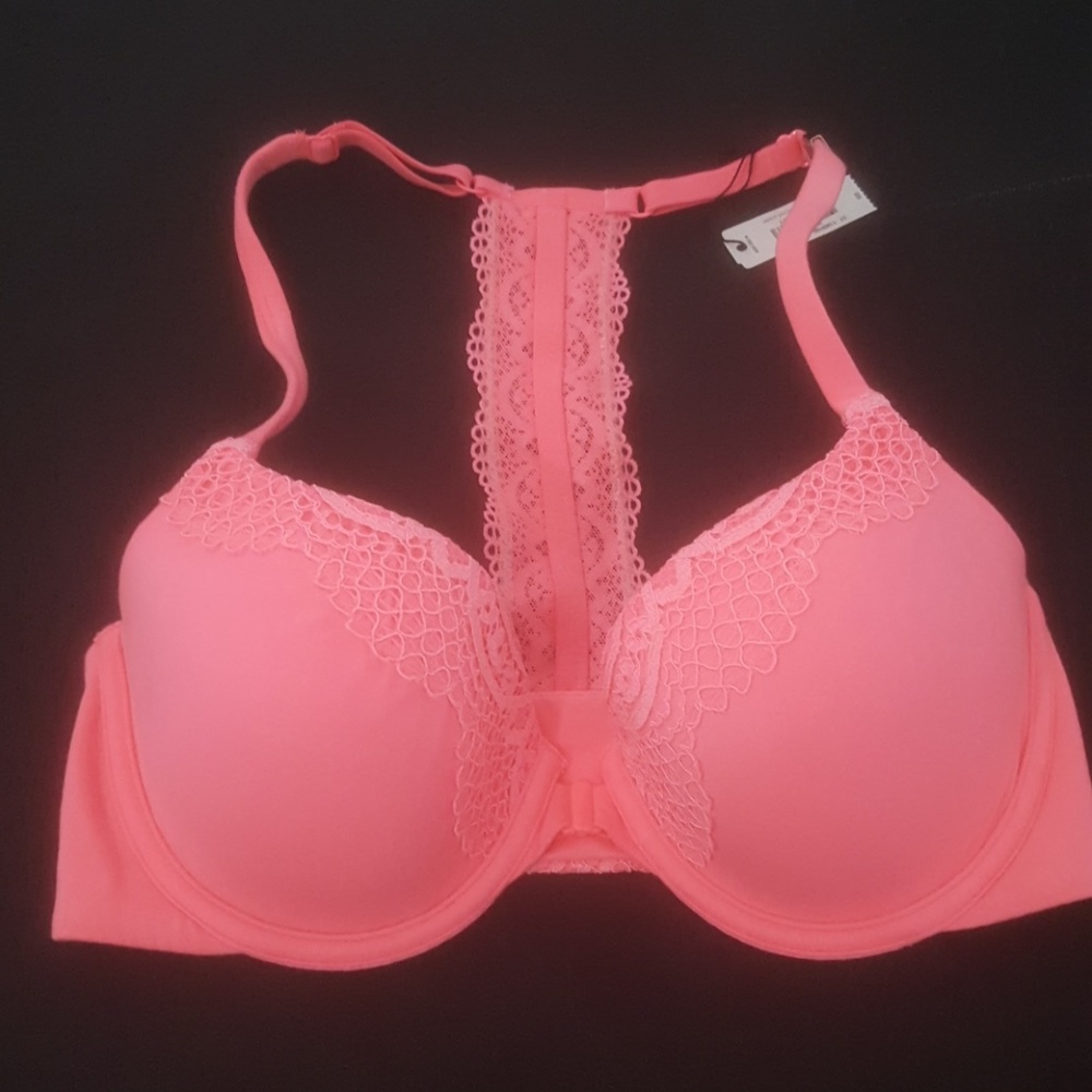 Victoria's secret 32D Body by vs lined bra NEW - Picture 1 of 3